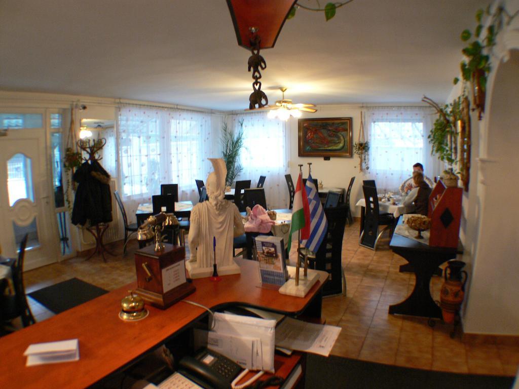 Olympos Panzio Hotel บูดาโอร์ช ภายนอก รูปภาพ