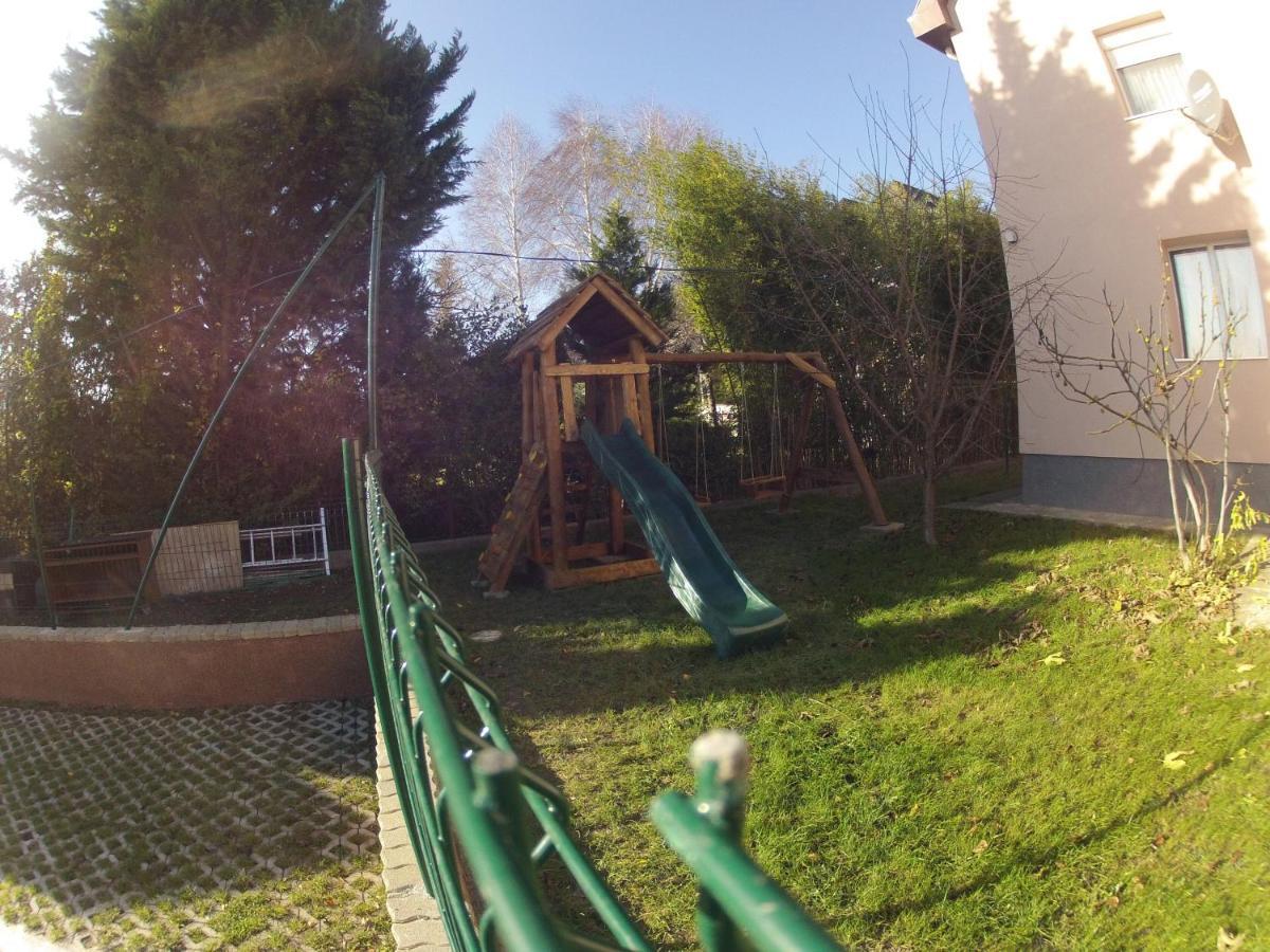 Olympos Panzio Hotel บูดาโอร์ช ภายนอก รูปภาพ